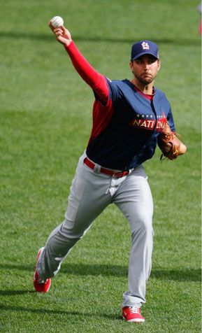 Nella foto Adam Wainwright, lanciatore partente dei Cardinals e All Star Game (AP Photo/Paul Sancya)