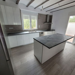 cocina jaen, cocina torredelcampo, cocina blanca, cocina martos, cocina con isla, cocina jamilena, cocina torredonjimeno, muebles de cocina jaen, diseño de cocinas jaen, cocinas instagram, cocinas facebook, cocinas baratas, cocinas modernas
