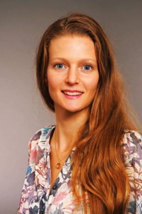  Sandra Riesenhuber