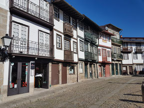 Mittelalterliche Häuser in Guimaraes