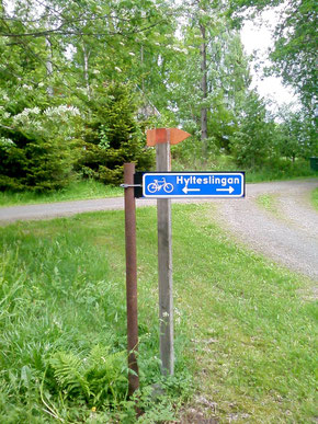 Hylteslingan(Cykelleden) genom Hyltekommun gå förbi Turistträff Jällunden mot sjö Bolmen samt till Unnaryd!