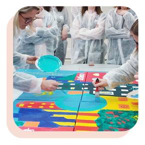 atelier team building créatif en entreprise pour stimuler la créativité et renforcer la cohésion des équipes