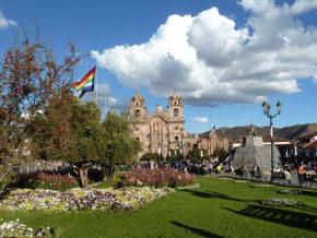 La Place des armes et l'église de la Compagnie de Jesus