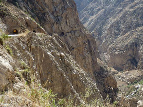 Cañon del Pato: Suite de 3 petits tunnels