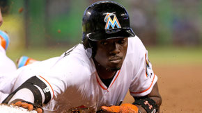 Nella foto Dee Gordon, Miami, leader in basi rubate (58) nel 2015 (Mike Ehrmann / Getty Images)