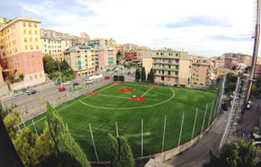 Nella foto il Carlinetto field unico campo italiano in sintetico costruito nel 2014 dai Rookies di Genova