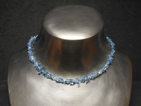Bild:Aquamarincollier,Aquamarinkette,intensiv hellblau,Edelsteinkette,Edelsteincollier