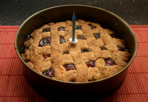 Linzer Torte, von Petra zum Geburtstag bekommen.   (Foto: Frank Butschbacher)