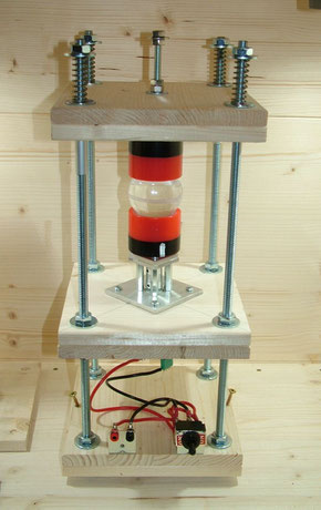Materie-Reaktor mit Gewindestangen v2