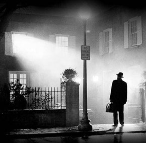 L'Empire des Lumières inspira l'affiche du film L'Exorciste en 1973.