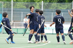 ↑↑「ニュース(MyHockey)」先制ゴールをきめた西日本代表