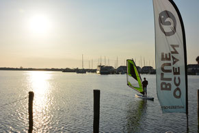 Windsurfen lernen im Salzhaff an der Ostsee-Ostseebad Rerik