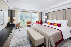 ©Century Cruises