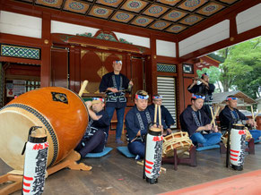 秩父神社神楽殿での演奏