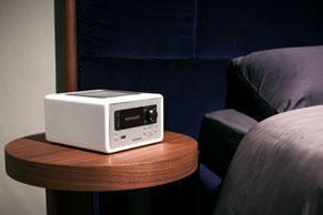 Sonoro Relax ist ein Wellnessradio mit vorinstallierten Relax- und Meditationsinhalten.