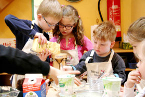 gemeinsam Kochen in der Kita, Kinder in der Küche