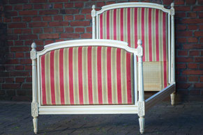 Bett Polsterbett Barock Massivholz Natur Vintage Möbel Holz  Antik Furniture Mülheim an der Ruhr Brocante Alt Möbel Ruhrgebiet Shabby Chic Echtholz Antik 50er Chippendale Louis Philippe