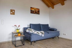 Wohnzimmer mit Couch