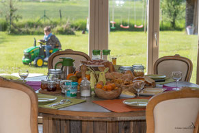 Gîte 6 personnes à Durbuy. Service petit déjeuner