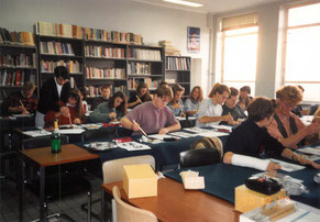 ベルギー国立ヘント大学での書道講義風景