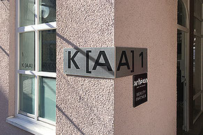 Eingang zum Friseursalon K[AA]1 in der Radgasse 17 in Aalen