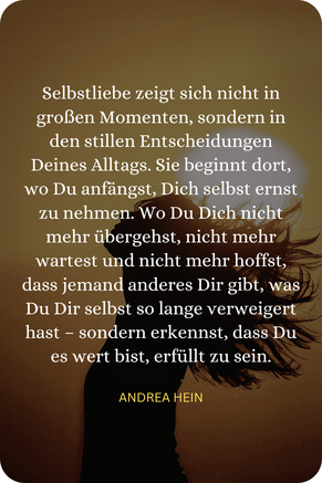 Silhouette einer Frau im warmen Licht – Zitat über Selbstliebe, Selbstfürsorge und die bewussten Entscheidungen im Alltag