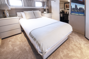 ©Galaxy Cruises
