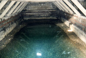 Photos  du château d'eau et de la  nappe prises par J.C. BIGAUT.
