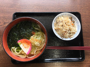 P1１　道の駅　潮見坂でランチ