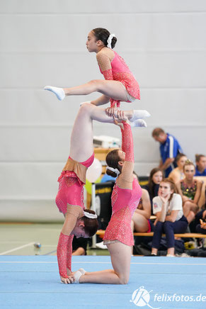 Giulia, Azra & Neva