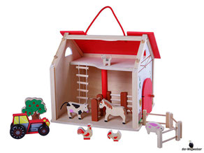 Im Paket Woody ist enthalten ein grosser Bauernhof mit einem Traktor, ein Baum, ein Pony, eine Kuh, zwei Hühner, ein Schwein, eine Katze und drei Zäune.