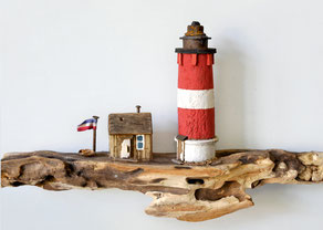 Christine Grandt - Treibholzkunst, Leuchtturm Hörnum auf Sylt, mit kleinem Leuchtturmwärterhäuschen, maritime Postkarte, Grußkarte für Nordseefans