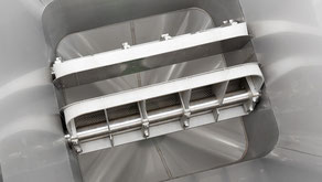 Soaking tank for highly polished rice   (view of plate rotation) 