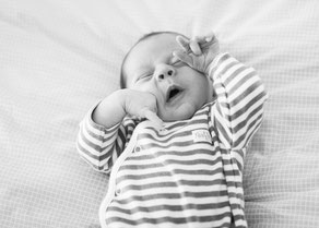 Fotografie Corinna Mamok, natürliche Babybauchfotos Saarbrücken