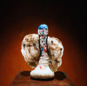 Idols V, 2024. Dimensions h 32 cm x 26 cm x 15 cm