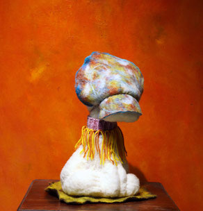 Idols XXI, 2024. Dimensions h 33 cm x 17 cm x 22 cm