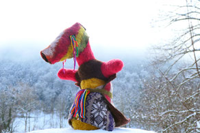 Idols, sculpture en feutre de laine, 2025