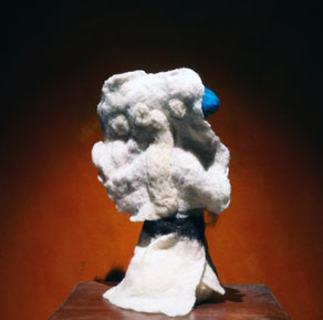 Idols IV (verso), 2024. Dimensions h 37 cm x 28 cm x 20 cm