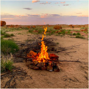 In the Rocks, Campfire, Pilbara, Outback, Lagerfeuer