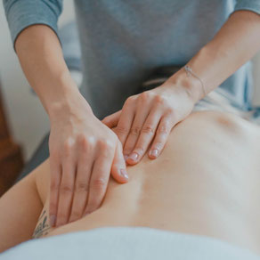 Klassische Massage zur Steigerung der Durchblutung