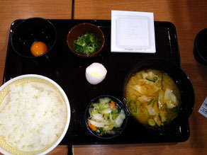 SAのすき家は特別メニュー530円の朝食！旨し