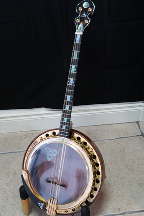 色々なバンジョー (Various Banjos) - Tokyo School of Irish 色々なバンジョー (Various Banjos) - Tokyo School of Irish