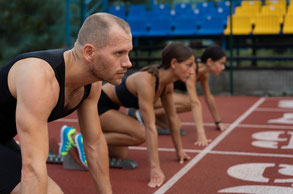 Test your speed and strength, see how long you should be able to hold a front plank