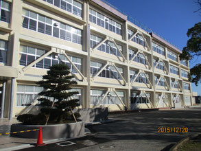 シバヤマ建設　施工物件写真4　中学校耐震補強