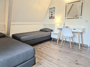 Ferienhaus Zeeduin - zwei Einzelbetten Schlafzimmer 2