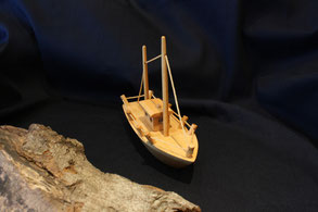 Holzspielzeug - Segelschiff - Zweimaster