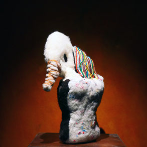 Idols VII, 2024. Dimensions h 40 cm x 34 cm x 13 cm