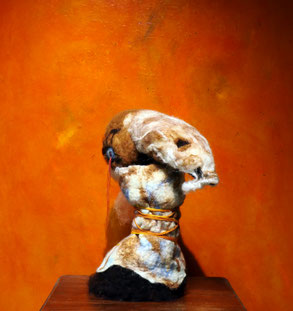 Idols XV, 2024. Dimensions h 34 cm x 20 cm x 28 cm