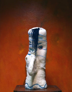 Idols XXXIII, 2024. Dimensions h 45 cm x 43 cm x 21 cm