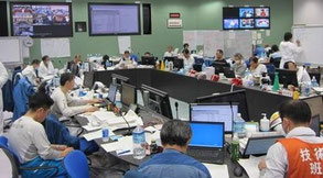 2011年4月1日に公開された、福島第一原発免震重要棟内(東電提供)